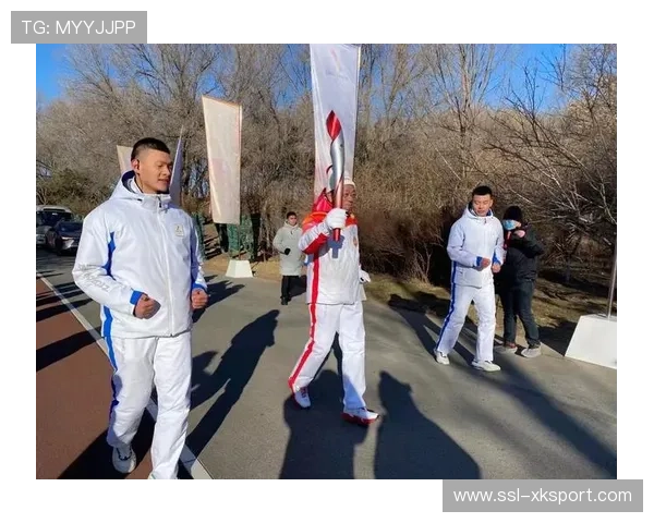 冬奥火炬传递首棒火炬手帕尔特里涅里:从泳池到雪场